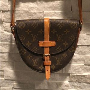 Authentic Louis Vuitton Chantilly Bag